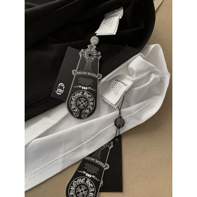 Футболка Chrome Hearts Signs And Symbols "Black" фото № 4 Футболка Chrome Hearts Signs And Symbols "Black" фото № 4