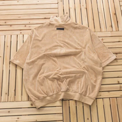 Футболка Fear of God Plain With Zipper "Beige" фото № 2 Футболка Fear of God Plain With Zipper "Beige" фото № 2