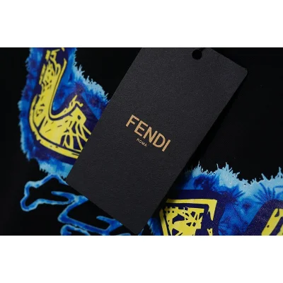 Футболка Fendi Colorful Triangles And Logo "Black" фото № 7 Футболка Fendi Colorful Triangles And Logo "Black" фото № 7