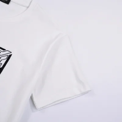 Футболка Fendi Logo In The Form Of Cubes "White" фото № 6 Футболка Fendi Logo In The Form Of Cubes "White" фото № 6