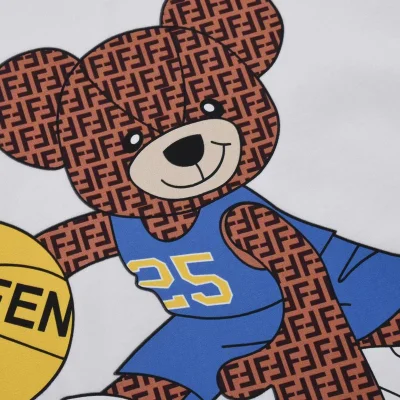 Футболка Fendi Bear Basketball Player "White" фото № 3 Футболка Fendi Bear Basketball Player "White" фото № 3
