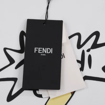 Футболка Fendi Pikachu "White" фото № 7 Футболка Fendi Pikachu "White" фото № 7