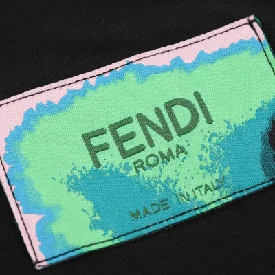 Футболка Fendi With Bright Insert And Text Logo "Black" фото № 4 Футболка Fendi With Bright Insert And Text Logo "Black" фото № 4