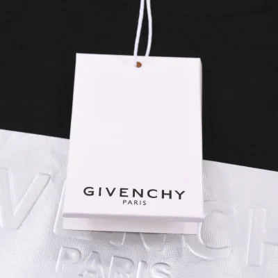 Футболка Givenchy With Silver Logo Printing "Black" фото № 4