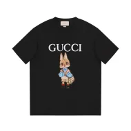 Футболка Gucci With A Cute Rabbit Print