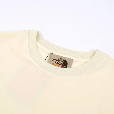 Футболка Gucci X The North Face Pocket With Print "Cream" фото № 8