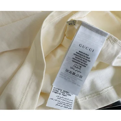 Футболка Gucci With A Logo Stripe On The Sleeves "Cream" фото № 5
