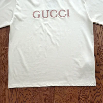 Футболка Gucci Embroidered Brand Name "White" фото № 4