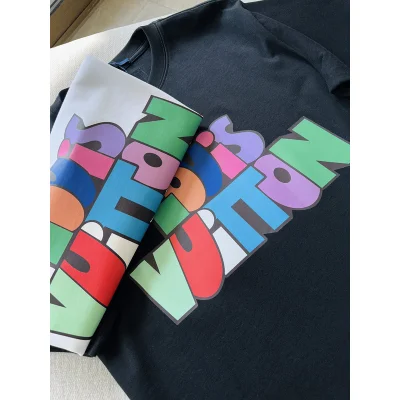 Футболка Louis Vuitton Cartoon Letters "Black" фото № 6 Футболка Louis Vuitton Cartoon Letters "Black" фото № 6