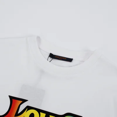 Футболка Louis Vuitton Rainbow Color Logo "White" фото № 5