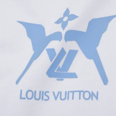 Футболка Louis Vuitton Print With Logo And Birds "White" фото № 3 Футболка Louis Vuitton Print With Logo And Birds "White" фото № 3
