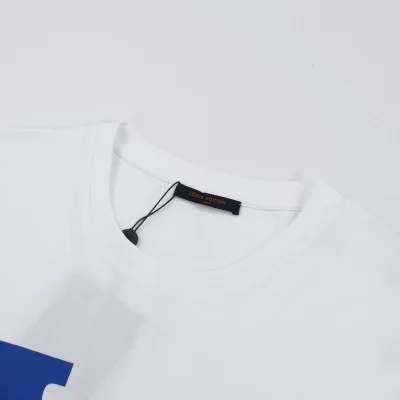Футболка Louis Vuitton With Bright Print Of Travel Bag "White" фото № 8