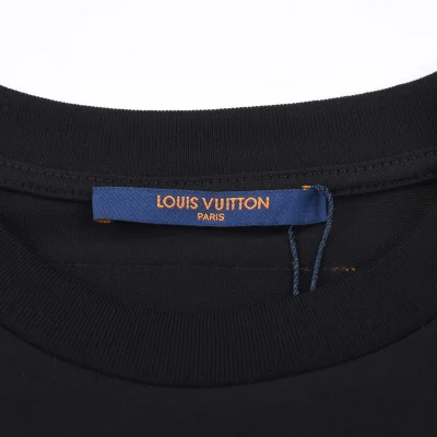 Футболка Louis Vuitton With An Orange Logo "Black" фото № 2