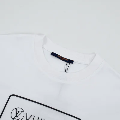 Футболка Louis Vuitton With Brand Icon "White" фото № 7 Футболка Louis Vuitton With Brand Icon "White" фото № 7