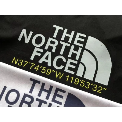 Футболка The North Face Logo WIth Coordinates "Black" фото № 6