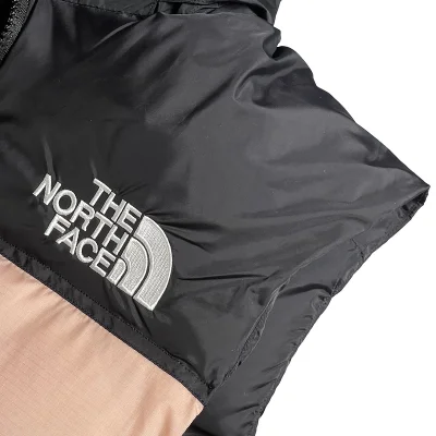 Жилетка The North Face Comfort And Warmth "Pink" фото № 3 Жилетка The North Face Comfort And Warmth "Pink" фото № 3