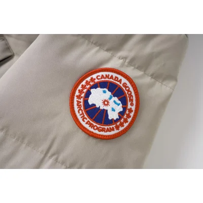 Зимняя куртка Canada Goose Woolford Jacket "Light Gray" фото № 5