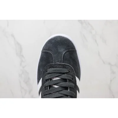 Adidas Gazelle "Dark Grey/White" фото № 4 Adidas Gazelle "Dark Grey/White" фото № 4