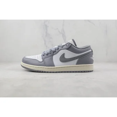 Air Jordan 1 Low "Vintage Stealth Grey" фото № 2 Air Jordan 1 Low "Vintage Stealth Grey" фото № 2
