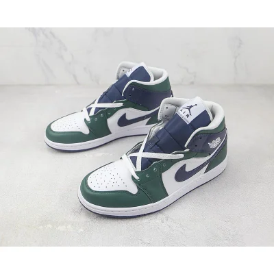 Air Jordan 1 Mid SE "Noble Green" фото № 5