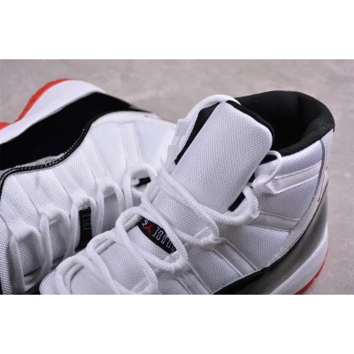 Air Jordan 11 Retro "White/Black/Red" фото № 4