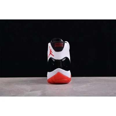 Air Jordan 11 Retro "White/Black/Red" фото № 9
