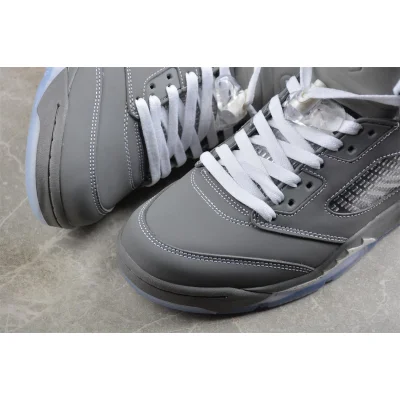 Air Jordan 5 Retro "Wolf Grey" фото № 4 Air Jordan 5 Retro "Wolf Grey" фото № 4