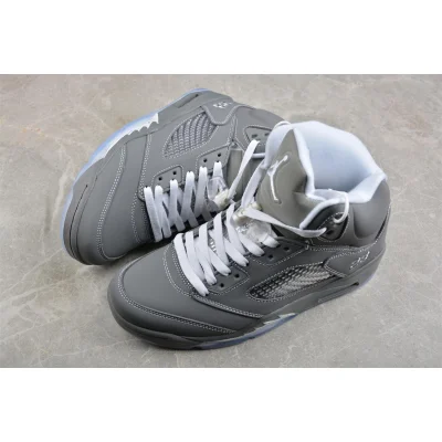 Air Jordan 5 Retro "Wolf Grey" фото № 3 Air Jordan 5 Retro "Wolf Grey" фото № 3