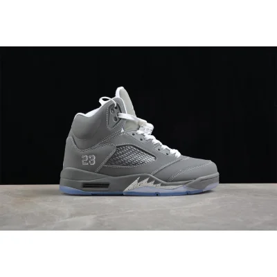Air Jordan 5 Retro "Wolf Grey" фото № 5 Air Jordan 5 Retro "Wolf Grey" фото № 5