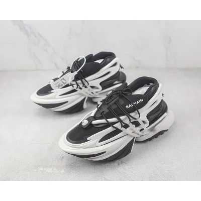 Balmain Unicorn "Black/White" фото № 5 Balmain Unicorn "Black/White" фото № 5