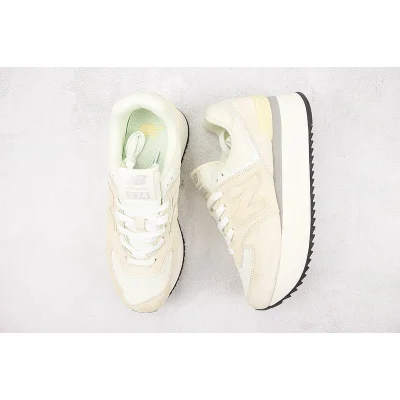 New Balance 574+ WL574ZAA "Light Yellow" фото № 6