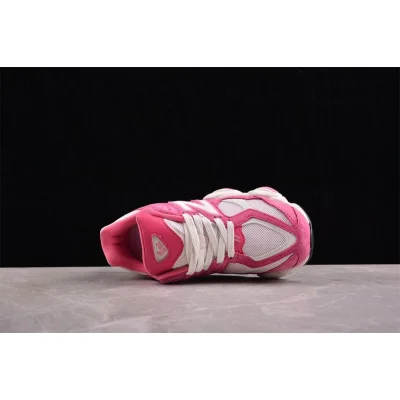 New Balance 9060 "Berry Milkshake" фото № 2