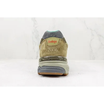 New Balance 990v3 "Bodega Here To Stay" фото № 9 New Balance 990v3 "Bodega Here To Stay" фото № 9