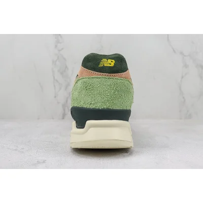 Kith x New Balance 998 "Apricot" фото № 9 Kith x New Balance 998 "Apricot" фото № 9