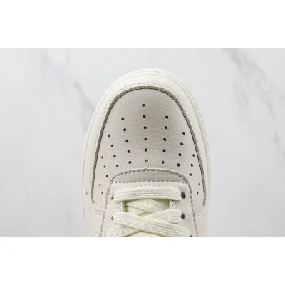 Nike Air Force 1 Low "NAI-KE Silver" фото № 4