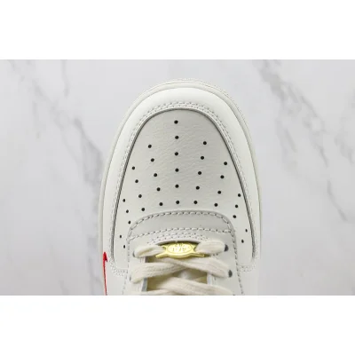 Nike Air Force 1 Low "White/Red/Mini-Swoosh" фото № 4