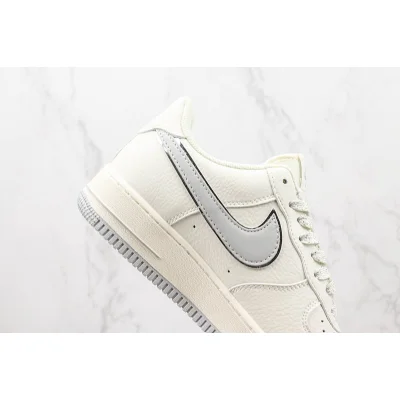 Nike Air Force 1 Low "Keep Fresh/Silver Grey" фото № 3 Nike Air Force 1 Low "Keep Fresh/Silver Grey" фото № 3