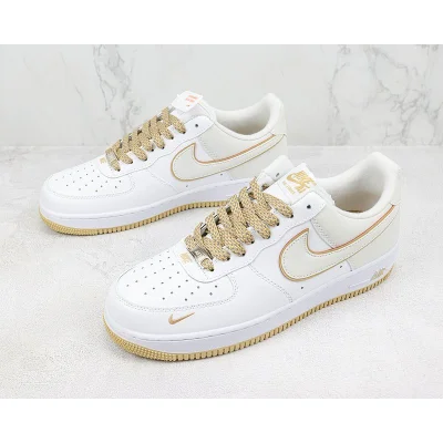 Nike Air Force 1 Low "Cream/Gold" фото № 5