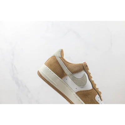 Nike Air Force 1 Low "White/Brown Wheat" фото № 3 Nike Air Force 1 Low "White/Brown Wheat" фото № 3