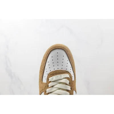 Nike Air Force 1 Low "White/Brown Wheat" фото № 4 Nike Air Force 1 Low "White/Brown Wheat" фото № 4