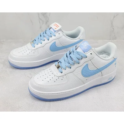 LaDainian Tomlinson x Nike Air Force 1 Low "1 World" фото № 5