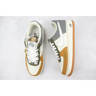 Nike Air Force 1 Low "Brown/Grey/Cream White" фото № 6 Nike Air Force 1 Low "Brown/Grey/Cream White" фото № 6