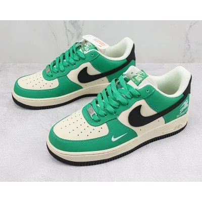 Burberry x Nike Air Force 1 Low "Beige White/Green/Black" фото № 5