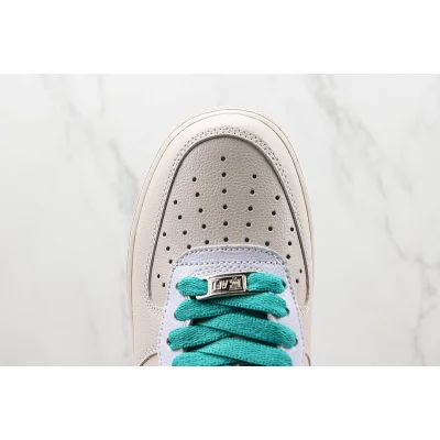 Tiffany Co. x Nike Air Force 1 Low "Friends and Family" фото № 4