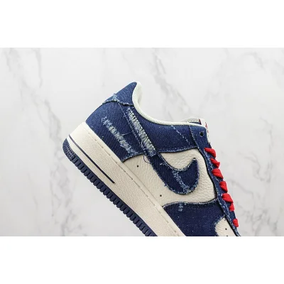 Levi's x Nike Air Force 1 Low "Blue Denim/Cream White" фото № 3 Levi's x Nike Air Force 1 Low "Blue Denim/Cream White" фото № 3