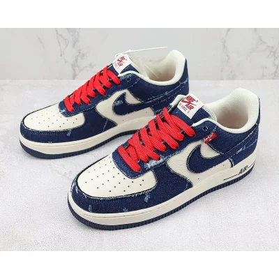 Levi's x Nike Air Force 1 Low "Blue Denim/Cream White" фото № 5 Levi's x Nike Air Force 1 Low "Blue Denim/Cream White" фото № 5