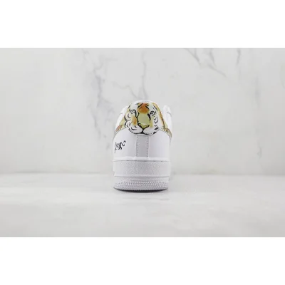 Nike Air Force 1 Low 07 "Tiger" фото № 9 Nike Air Force 1 Low 07 "Tiger" фото № 9