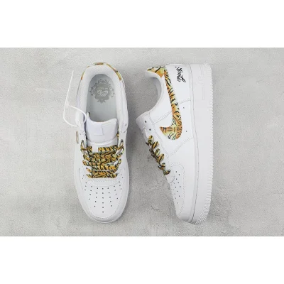 Nike Air Force 1 Low 07 "Tiger" фото № 7 Nike Air Force 1 Low 07 "Tiger" фото № 7