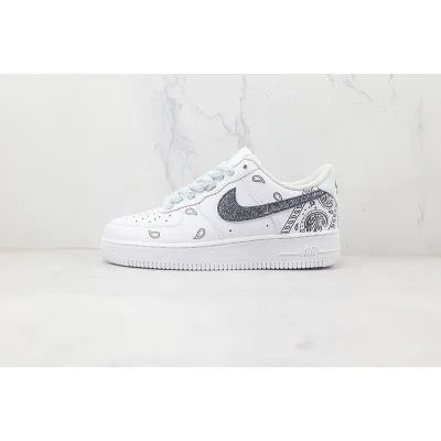 Nike Air Force 1 Low "Paisley Sequined Cashews" фото № 2