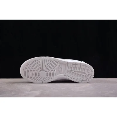 Louis Vuitton x Nike Dunk Low "White/Monogram" фото № 6